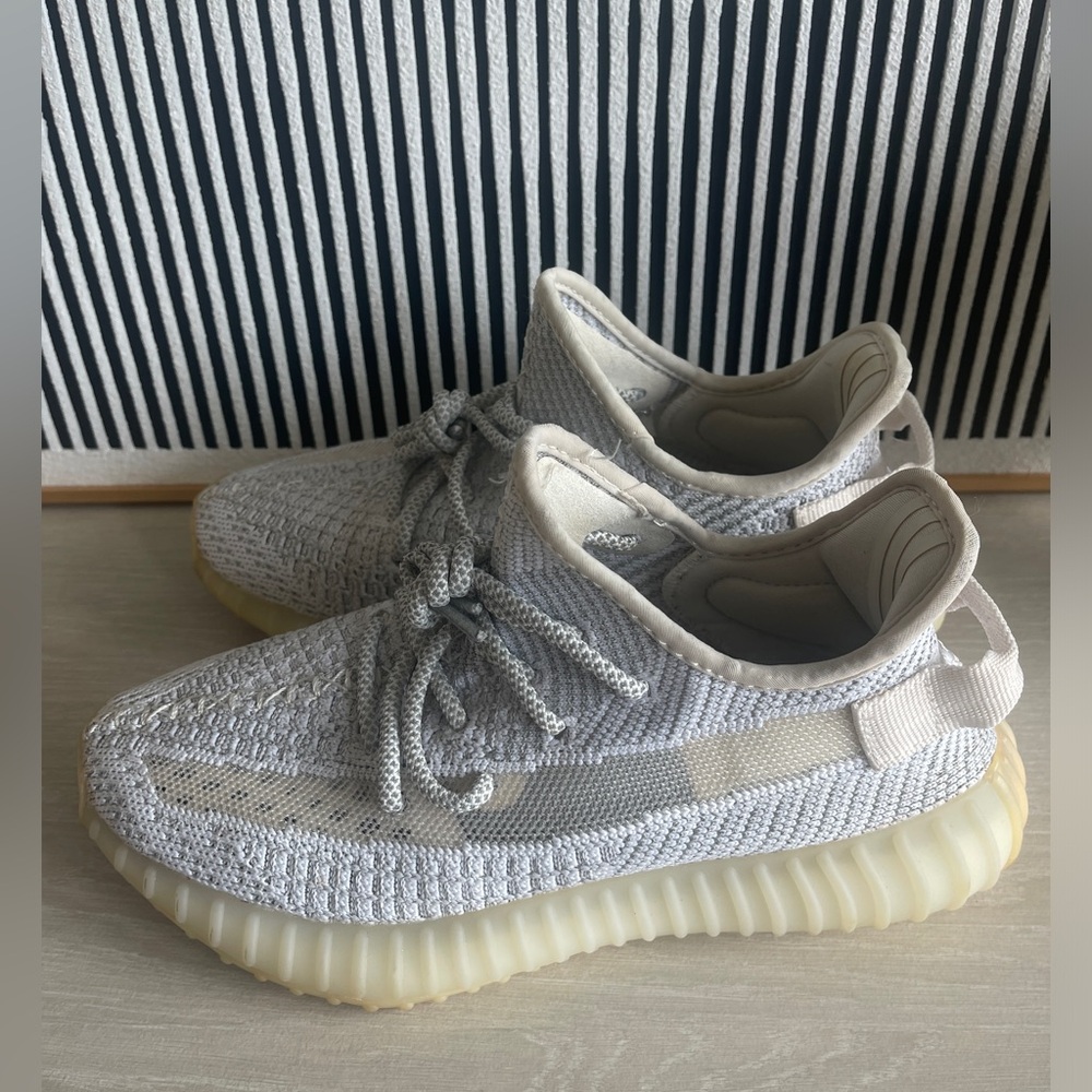 Yeezy Boost 350 V2 'Static 2023, size 39